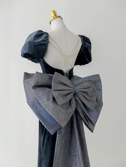 Sexy Meerjungfrauen-Abendkleid aus marineblauem Samt mit Spaghettiträgern – modisches und ästhetisches Design für Teenager, festliche Kleider, Party-Outfits, Ballkleid AS180