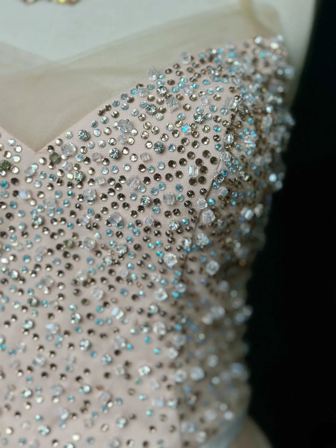 Vintage Prom Dresses A line Spaghetti Strap Pink Sequin With Beads Long Party Gown Formal Outfits RB5987