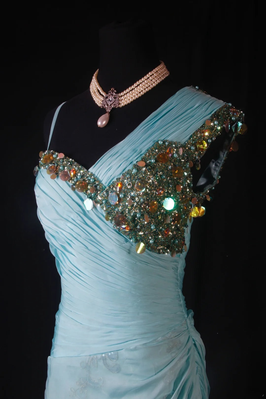 Elegantes, schulterfreies, blaues Chiffon-Abendkleid im Meerjungfrauenstil mit Perlenstickerei, langes Partykleid AS190