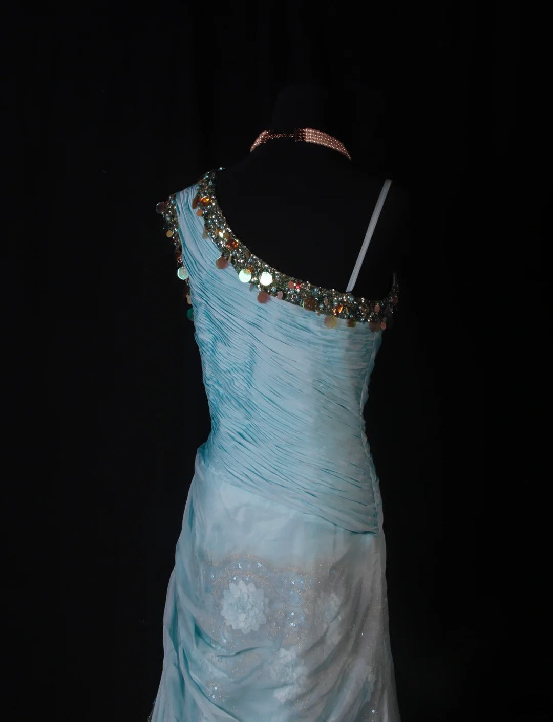 Elegantes, schulterfreies, blaues Chiffon-Abendkleid im Meerjungfrauenstil mit Perlenstickerei, langes Partykleid AS190