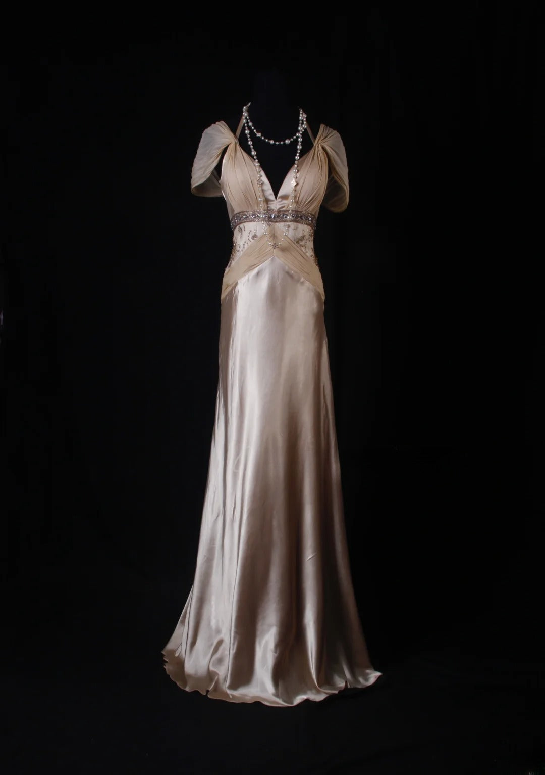 Elegantes Ballkleid im Stil der 1950er Jahre, A-Linie, V-Ausschnitt, champagnerfarbener Chiffon mit Perlenstickerei, langes Vintage-Abendkleid AS210