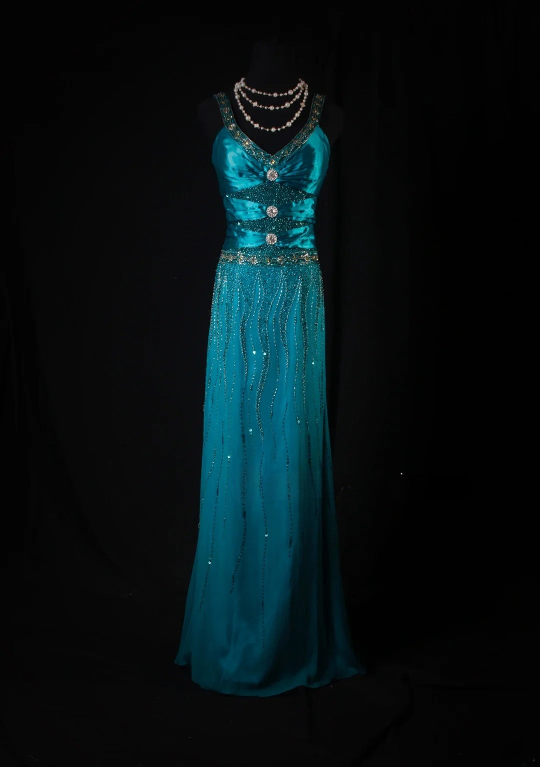 Robe de bal élégante années 1950, coupe trapèze, col en V, bleue ornée de perles et de pierres précieuses, robe de soirée longue vintage AS214
