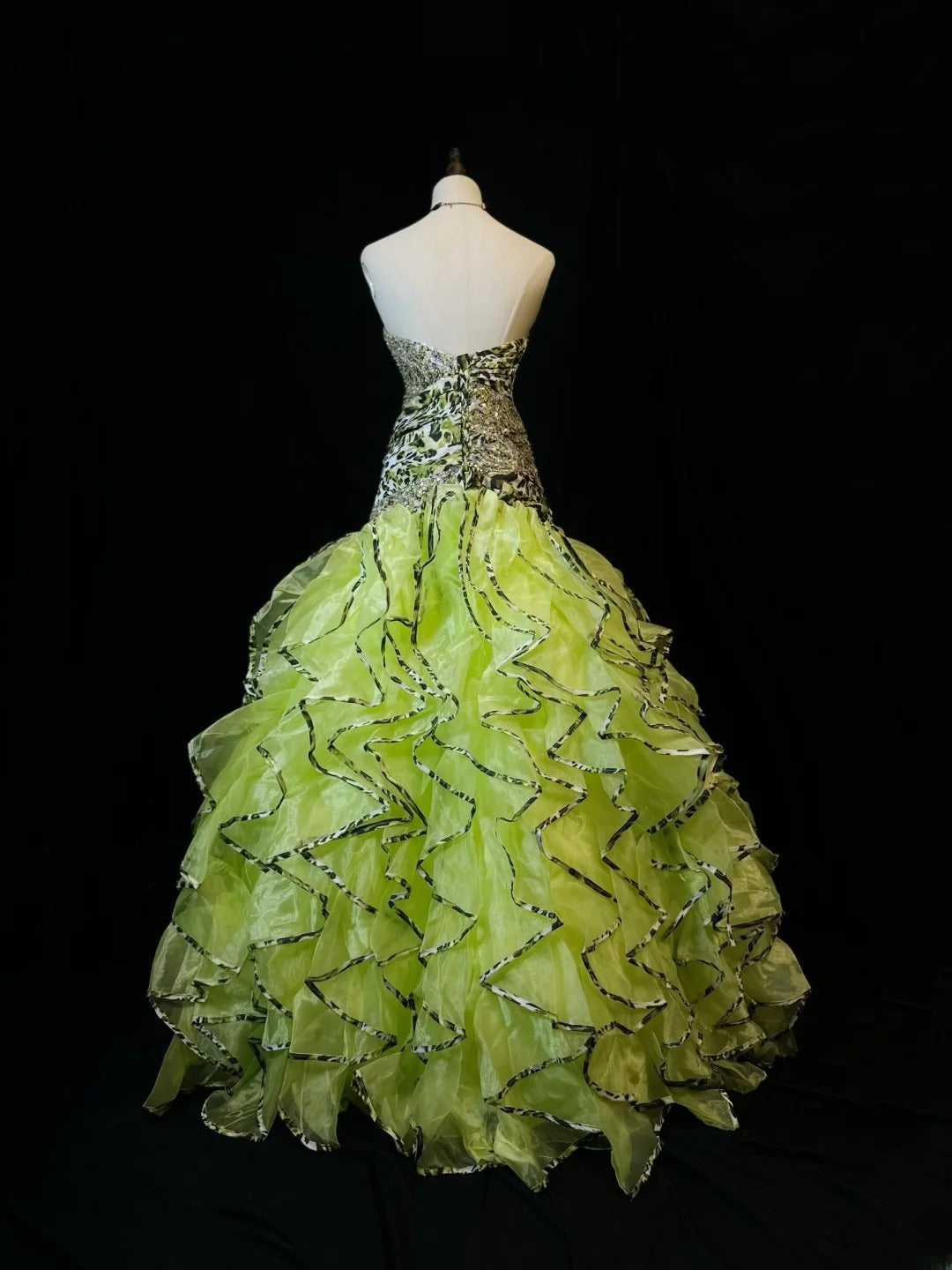 Beautiful Prom Dresses Ball Gown Sweetheart Green Tulle With Tiered Layered Long Formal Outfits RB6092