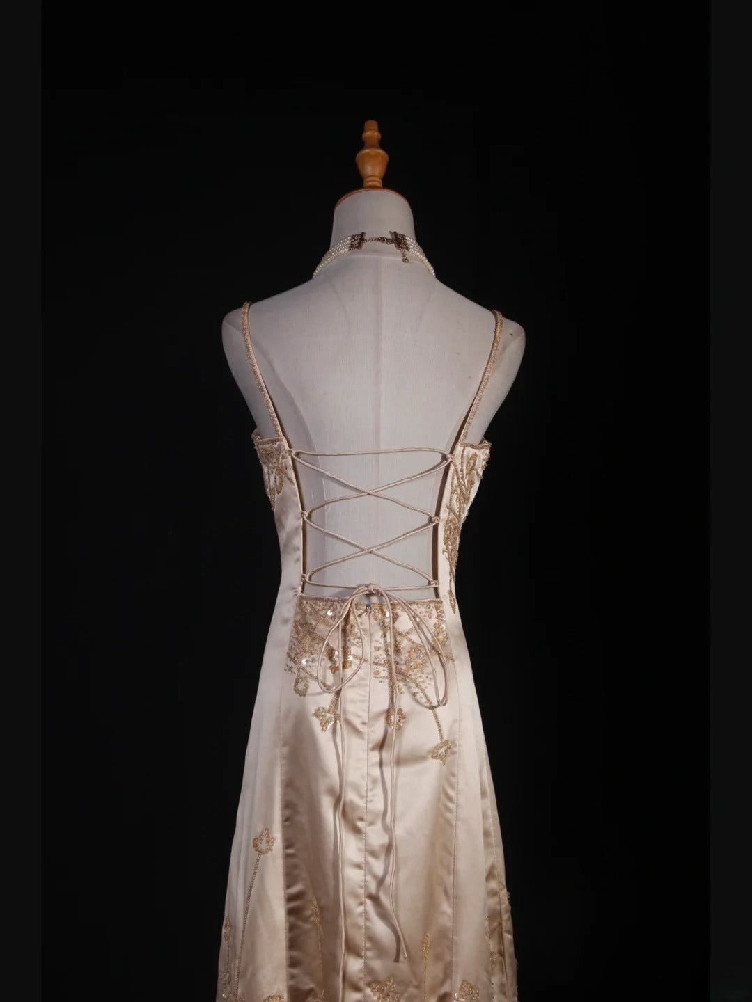 Elegantes Ballkleid im Stil der 1950er Jahre, Meerjungfrauen-Schnitt, Spaghettiträger, Champagnerfarben, mit Perlenbesatz, langes Partykleid, Abendkleid AS241