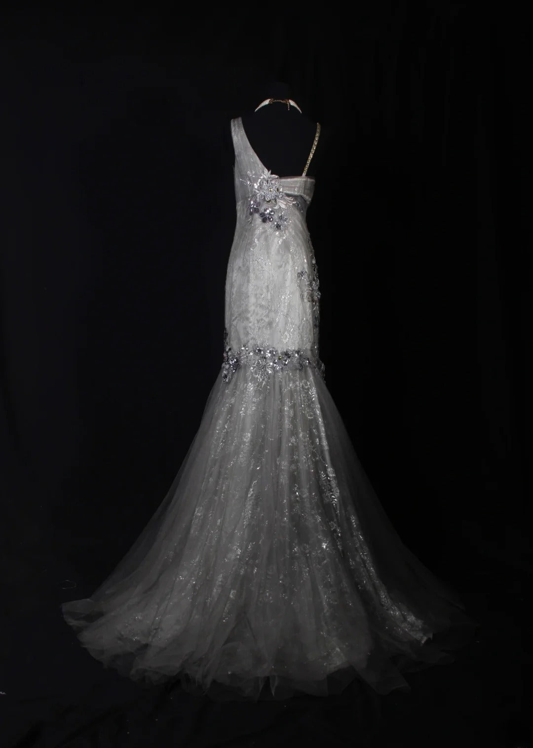 Robe de bal élégante années 1950, sirène, bretelles spaghetti, dentelle gris argenté ornée de perles, robe de soirée longue AS242