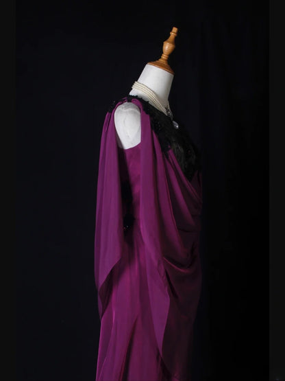 Robe de bal longue vintage sirène, haut noir en dentelle, corsage en mousseline orné d'appliques et de perles, idéale pour un 18e anniversaire. Modèle AS276.