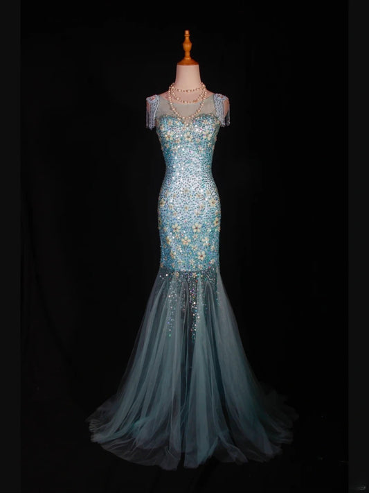 Robe de bal longue vintage sirène années 80 en tulle bleu marine ornée de perles, idéale pour un 20e anniversaire. Robe de soirée AS295