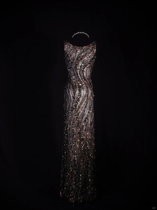 Robe de bal longue vintage sirène années 80 à sequins et perles, idéale pour un 20e anniversaire. Robe de soirée AS296