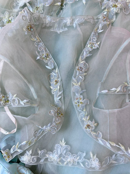 Pretty Ball Gown Sweetheart Light Green Tulle With Jacket Corset Fitted Long 15 Quinceanera Dresses Photo Ideas Formal Outfit RB6137