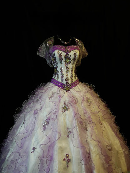 Pretty Ball Gown Strapless Lilac Tulle With Jacket Fitted Corset Back Long 15 Quinceanera Dresses Photo Ideas Formal Outfit RB6142