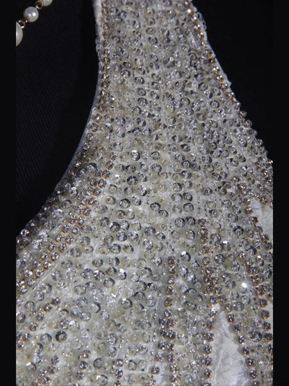 Robe de mariée rétro années 50, coupe trapèze asymétrique, ornée de perles argentées et de dentelle, tailles petites et grandes, idéale pour un mariage civil ou une cérémonie à la plage (AS304).