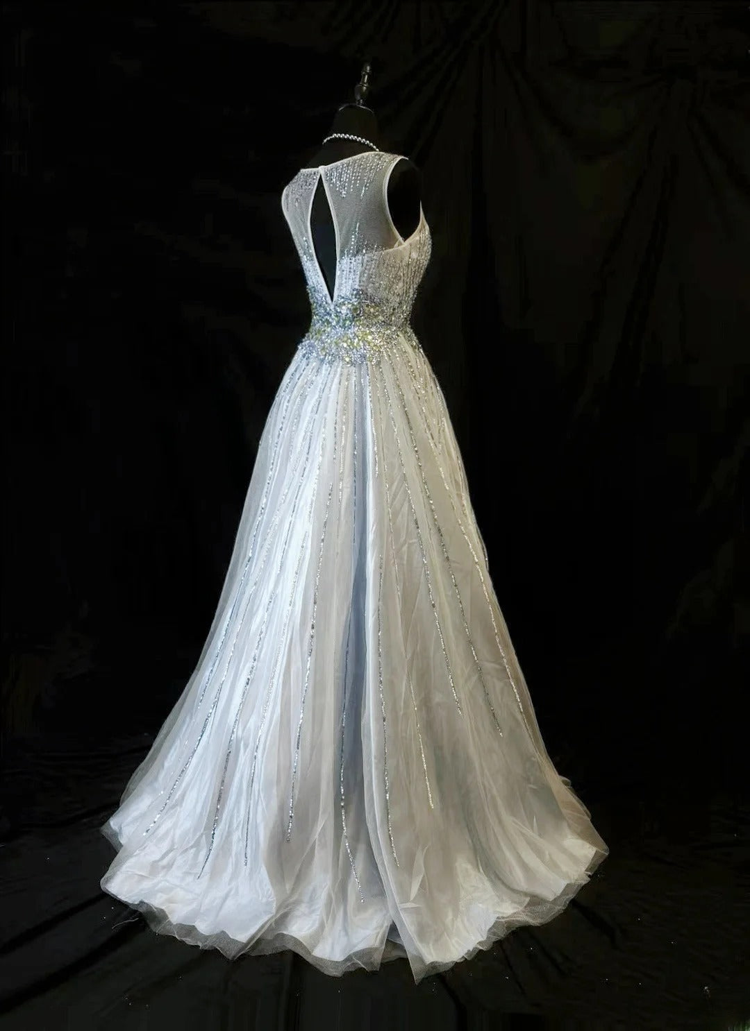 Vintage 80s Prom Dresses Ball Gown Jewel Neck Silver Tulle With Beading Party Gown Formal Outfits RB6148
