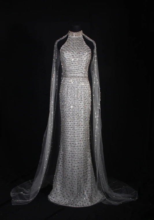 Robe de bal longue sirène vintage années 80, col montant, perles argentées et cape perlée - Inspiration pour une tenue de 20e anniversaire - Robe de soirée AS327