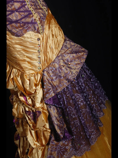 Robe de bal longue vintage sirène à col carré, ornée de perles appliquées, style années 1970. Inspiration pour une tenue de 19e anniversaire ou une robe de soirée (AS338).