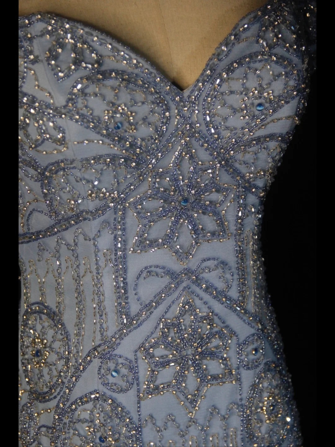 Robe de bal longue sirène rétro années 50 en tulle bleu avec perles - Inspiration pour une tenue de 22 ans ou une robe de soirée AS370