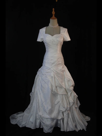 Prinzessinnen-Ballkleid für Damen mit Herzausschnitt, kurzen Ärmeln, weißem Taft und Schleppe, Hochzeitskleider AS387