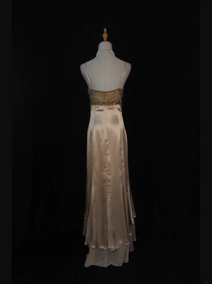 Vintage High Low 80er Jahre Spaghettiträger Champagner Perlen mit Perlenbesatz – Inspiration für Geburtstagsoutfits und festliche Kleider AS394