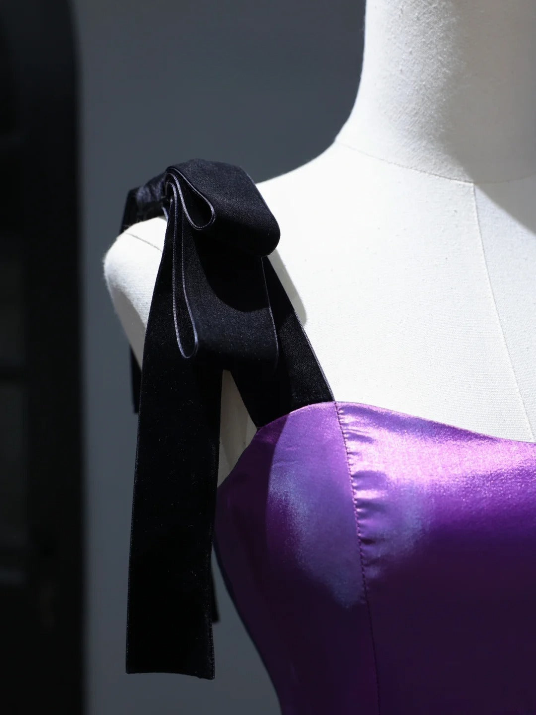 Neues lila Satin-Ballkleid für Quinceañeras, schlicht, sexy, für Partys und süße 16 Geburtstage, Kleid AS404