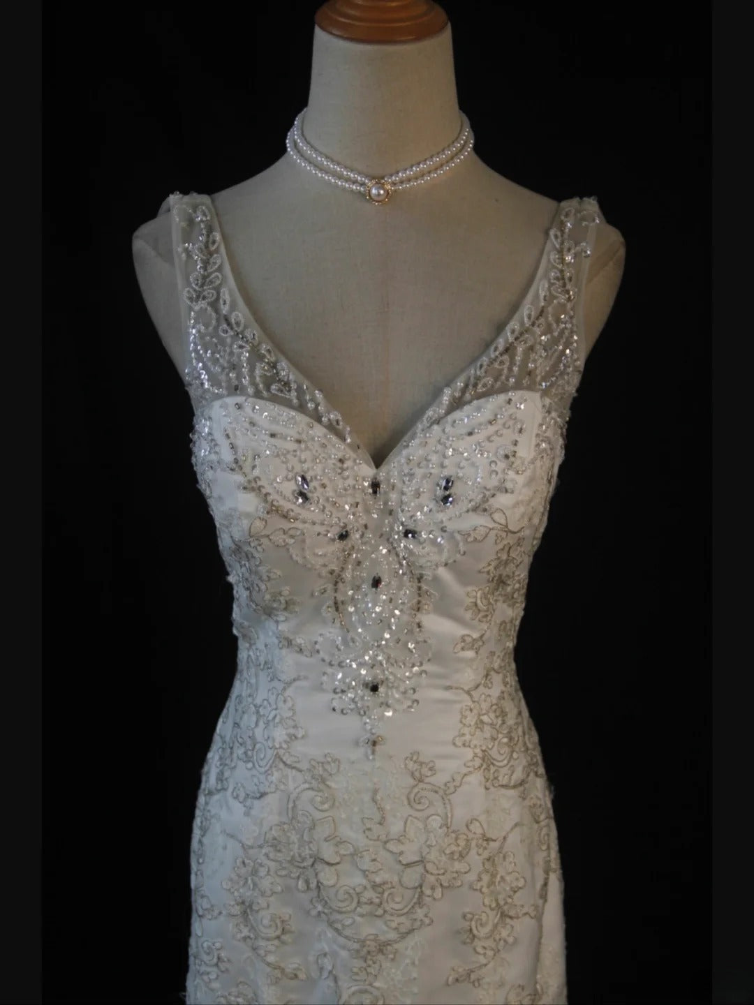Elegantes Meerjungfrauen-Brautkleid aus transparentem Tüll in Vintage-Weiß mit Herzausschnitt und Schleppe AS406