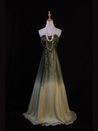Vintage A-Linien-Kleid aus grünem Chiffon im Stil der 1950er Jahre mit herzförmigem Ausschnitt und Perlenbesatz am Oberteil – langes Ballkleid, Inspiration für Geburtstagsoutfits, Partykleid AS409