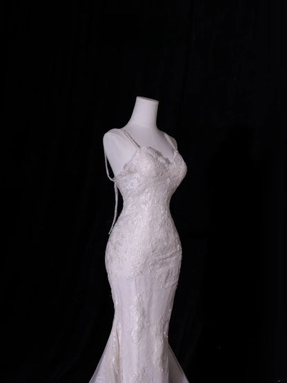 Classic Mermaid Spaghetti Strap Lace Tulle Wedding Gown Style for Bride With Fitted Petite Plus Size Bridal Dress AS412