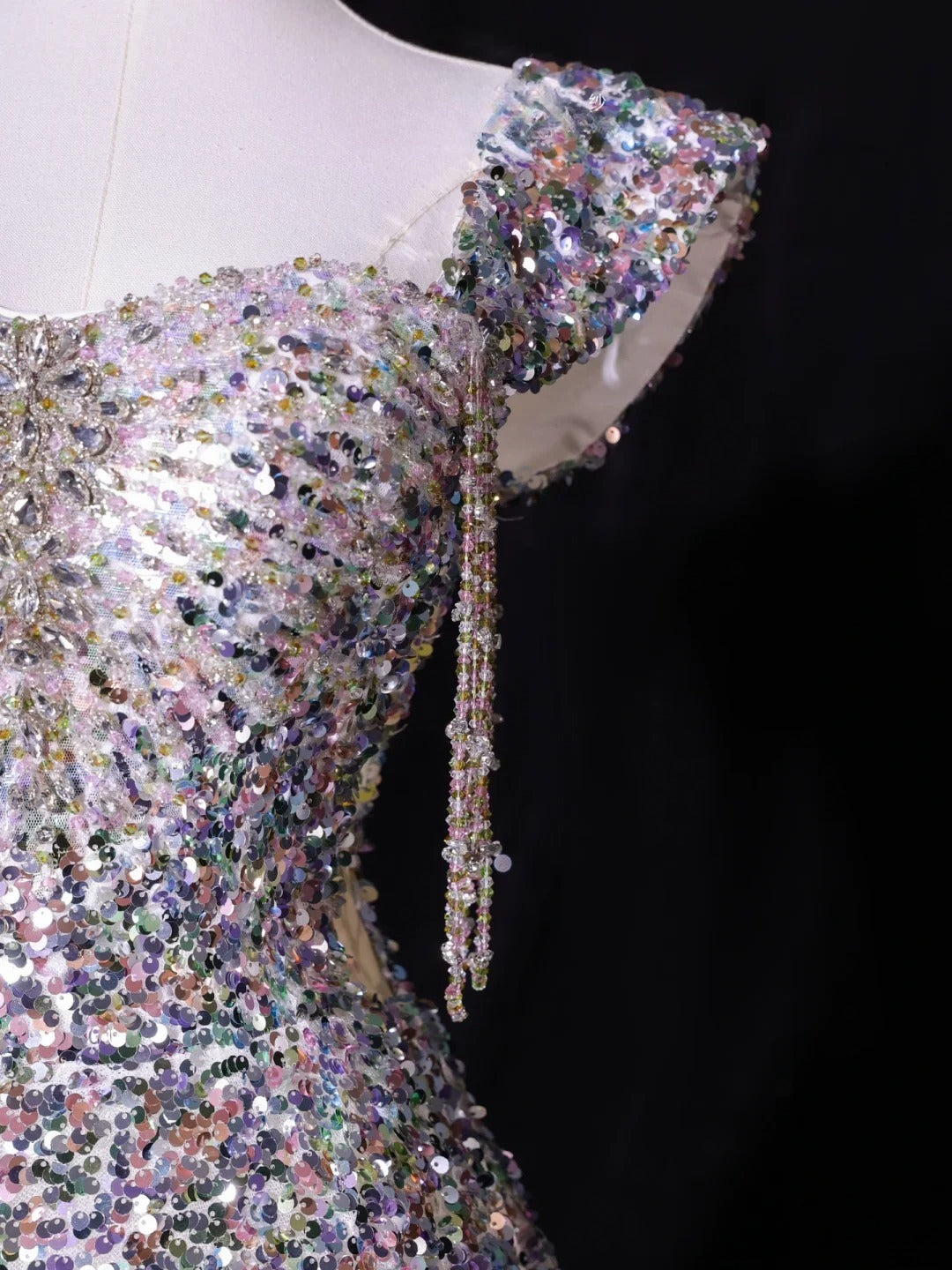 Elegantes Ballkleid mit Herzausschnitt, silber-grauen Pailletten, lang – Inspiration für Damen und Mädchen, formelle Partykleider, lange formelle Abiballkleider AS415