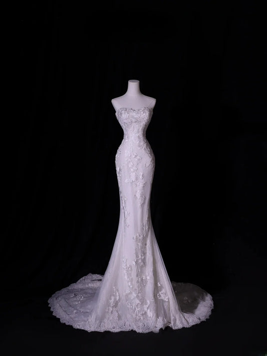 Classic Long Wedding Gowns Mermaid Strapless Style for Bride With Lace Tulle Bodice Train White Bridal Dress AS416