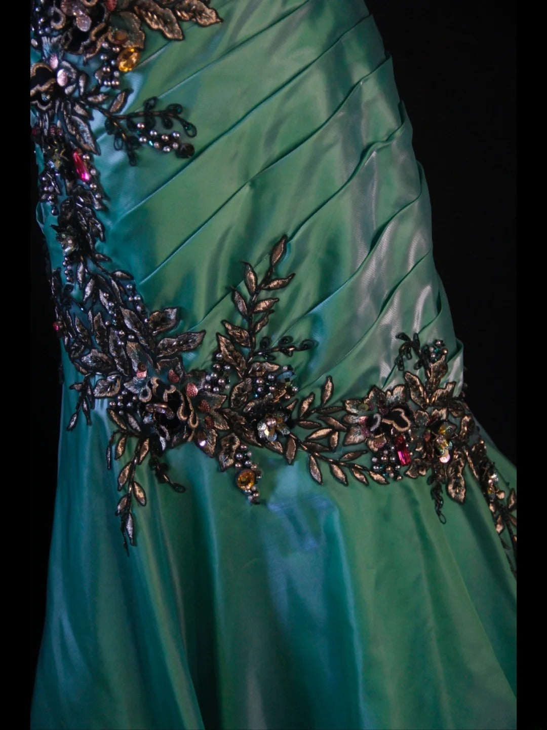 Retro-Meerjungfrauenkleid im Stil der 1950er Jahre, schulterfrei, dunkelgrüner Satin mit Perlen, langes Ballkleid, Inspiration für den 22. Geburtstag, formelles Kleid AS421