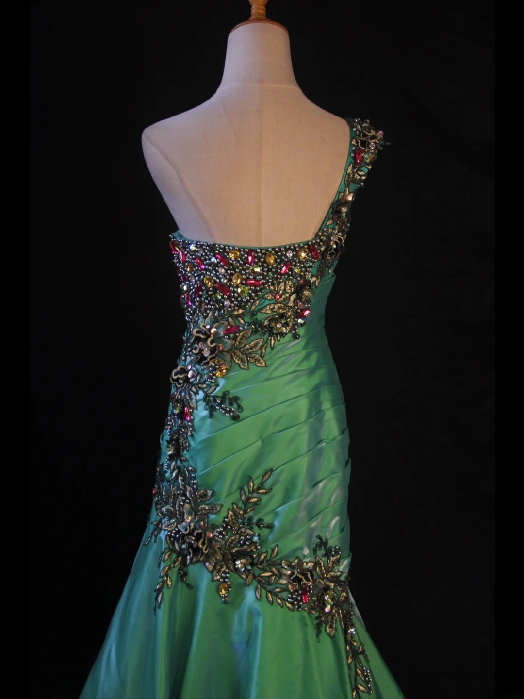 Retro-Meerjungfrauenkleid im Stil der 1950er Jahre, schulterfrei, dunkelgrüner Satin mit Perlen, langes Ballkleid, Inspiration für den 22. Geburtstag, formelles Kleid AS421