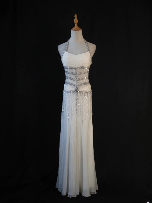 Robe de bal longue vintage sirène dos nu en mousseline blanche des années 80 avec corsage orné de perles argentées - Inspiration tenue d'anniversaire - Robe de soirée pour femme AS441