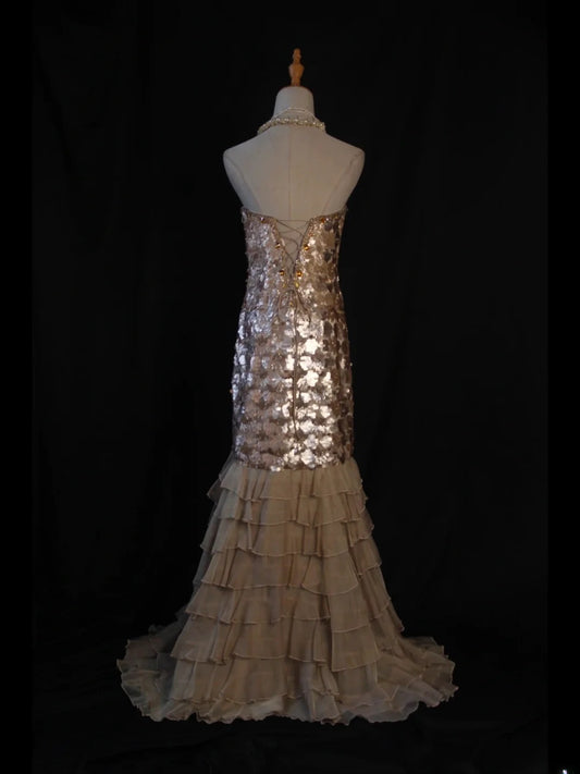 Robe de bal longue vintage sirène à sequins, décolleté cœur, corsage à volants superposés, inspiration années 1950, tenue de soirée pour un 18e anniversaire, AS442