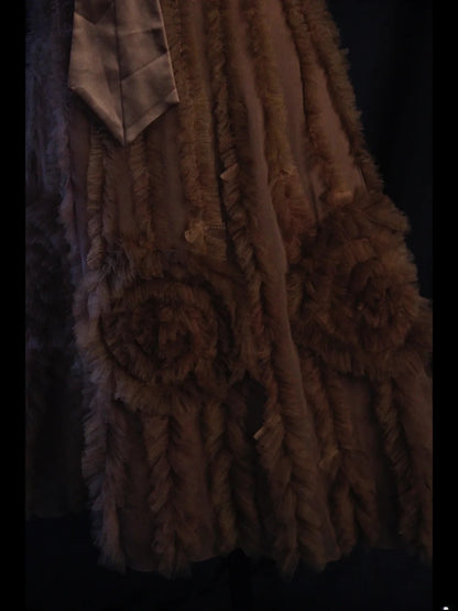 Robe vintage trapèze à fines bretelles en tulle marron et dentelle, idéale pour un 18e anniversaire, un bal de promo ou une soirée cocktail (AS445)
