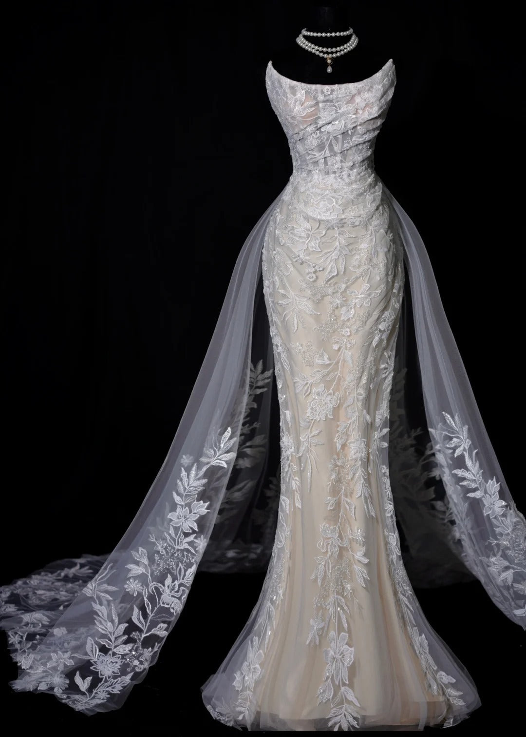 Romantic Long Wedding Dresses White Mermaid Strapless Lace Long Wedding Dress Style For Brides Fitted With Train Bridal Gowns AS456