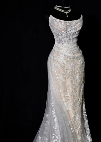 Romantic Long Wedding Dresses White Mermaid Strapless Lace Long Wedding Dress Style For Brides Fitted With Train Bridal Gowns AS456