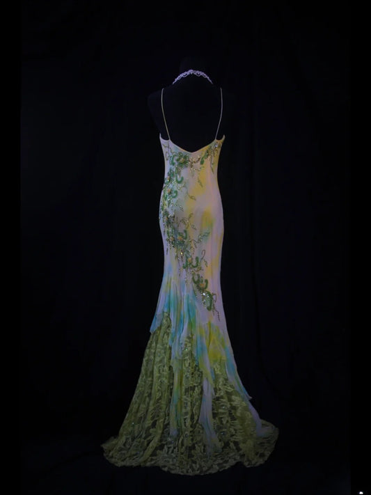 Robe de bal vintage sirène à fines bretelles en mousseline fleurie style années 90 avec perles et dentelle, inspiration robe de soirée pour femme (AS473)