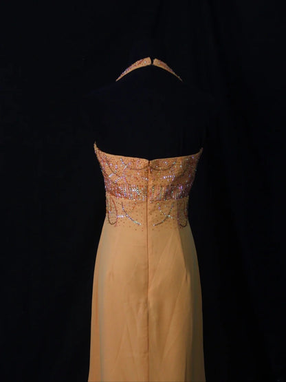 Retro-80er-Jahre-Abendkleid aus orangefarbenem Chiffon mit silbernen Perlen und asymmetrischem Rock, Neckholder, Inspiration für das Outfit zum 22. Geburtstag, formelles Kleid AS498