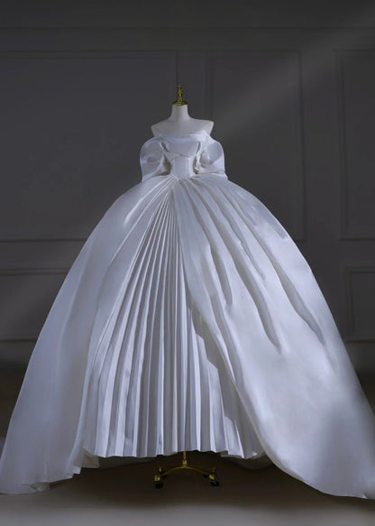 Prinzessinnen-Brautkleid, langes Ballkleid, trägerlos, kurze Ärmel, Satin, mit Ärmeln und plissierter Schleppe, weißes Brautkleid AS503
