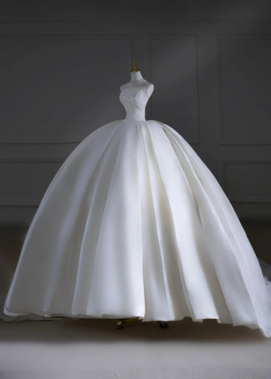 Romantic Long Wedding Dresses White Ball Gown Strapless Long Wedding Dress Style For Brides Fitted With Train Bridal Gowns AS509