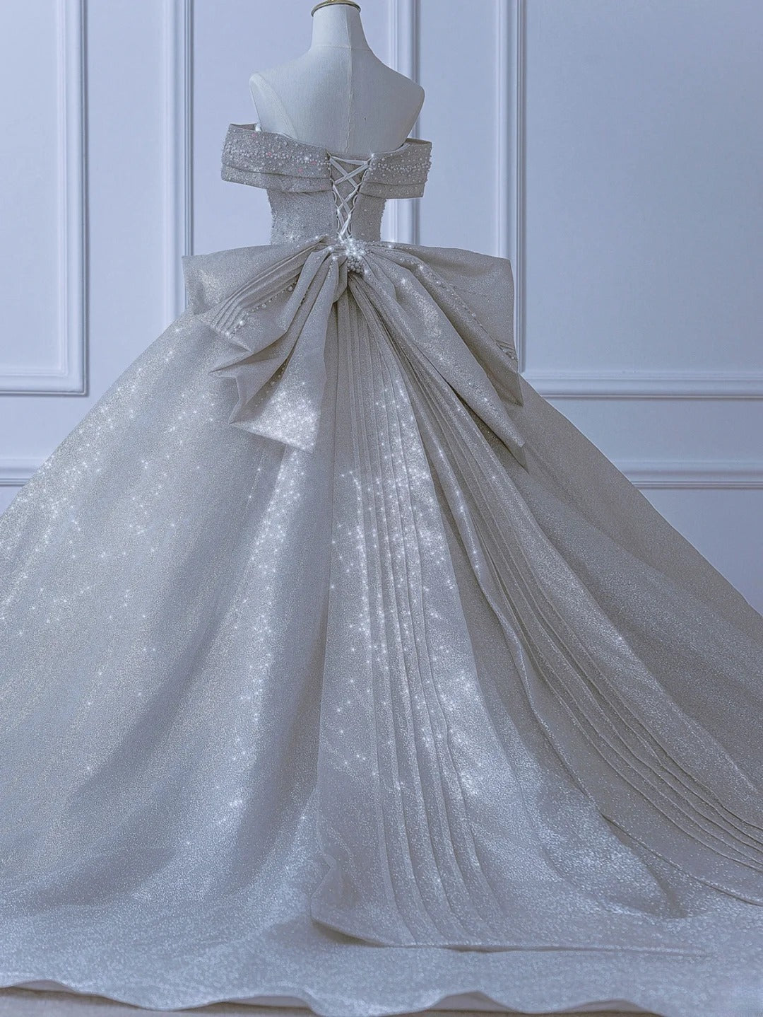 Modest Long Wedding Dresses Ball Gown Off The Shoulder Sequin Style For Bride With Pleated Bodice Train Bridal Dresses AS552