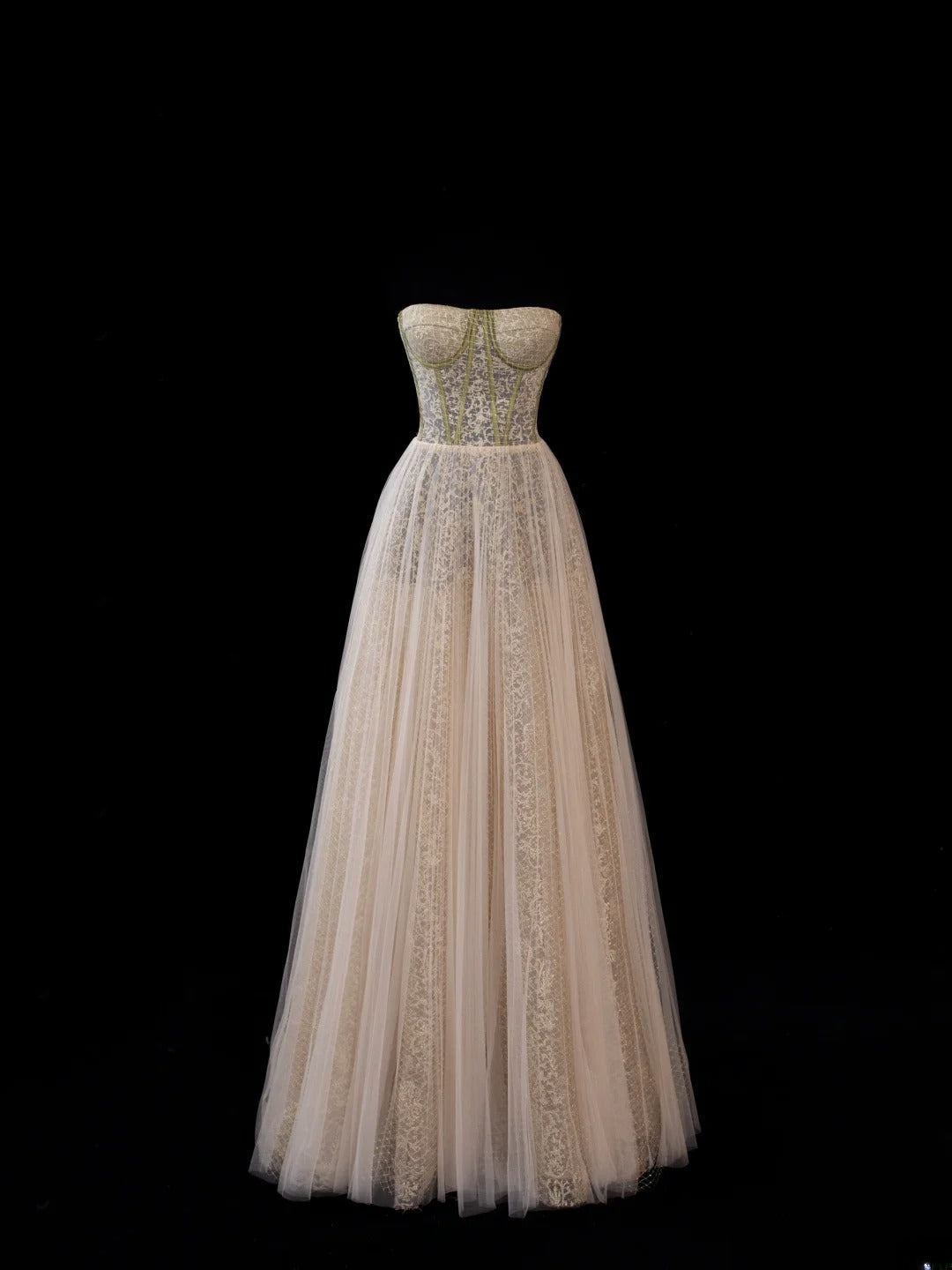 Elegant A line Strapless Champagne Tulle Lace Long Formal Fancy Evening Dresses Dinner Outfits Classy Party Gowns AS583