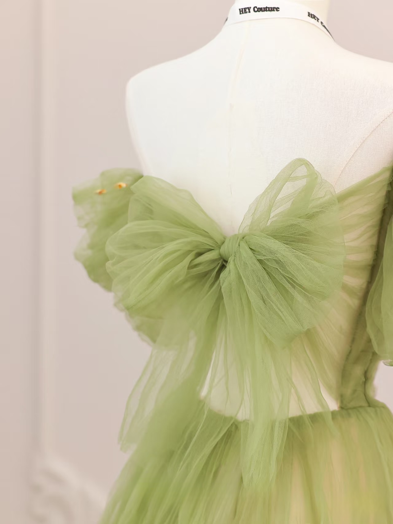 Robe de bal élégante en tulle vert, coupe trapèze, épaules dénudées, longue au sol, inspiration robes de bal, robe de remise de diplôme, AU002