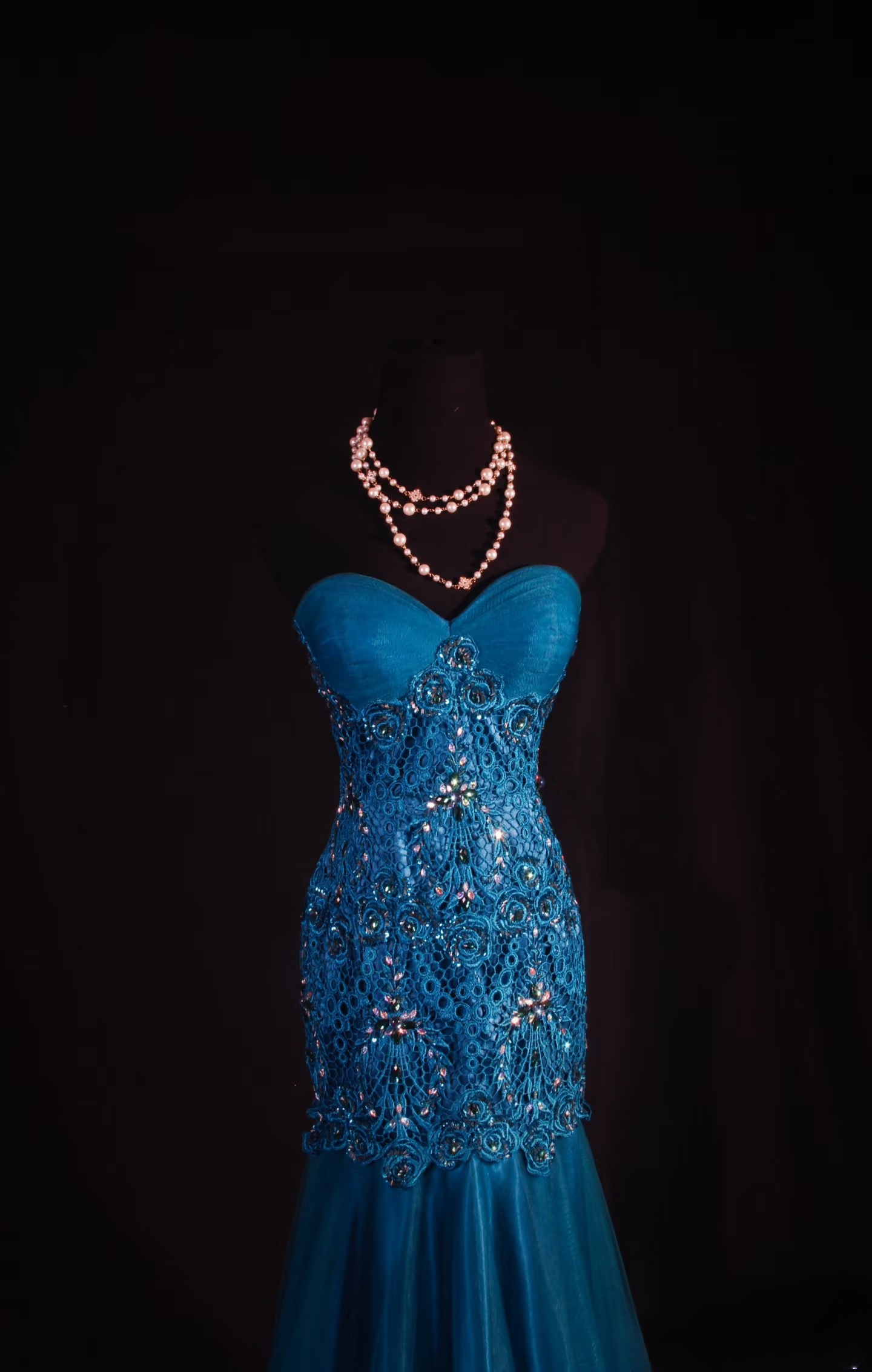 Robe de bal rétro sirène bustier cœur en tulle et dentelle ornée de perles argentées, robe de bal longue vintage, robe de soirée AU005