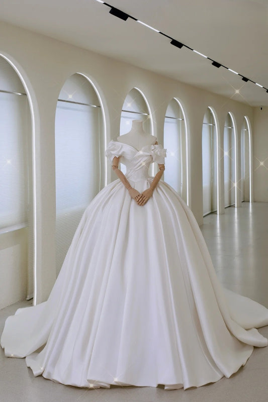 Classic Ball Gown Off The Shoulder White Fitted Long Satin Wedding Dress Bride Gowns Wedding Dresses AU006