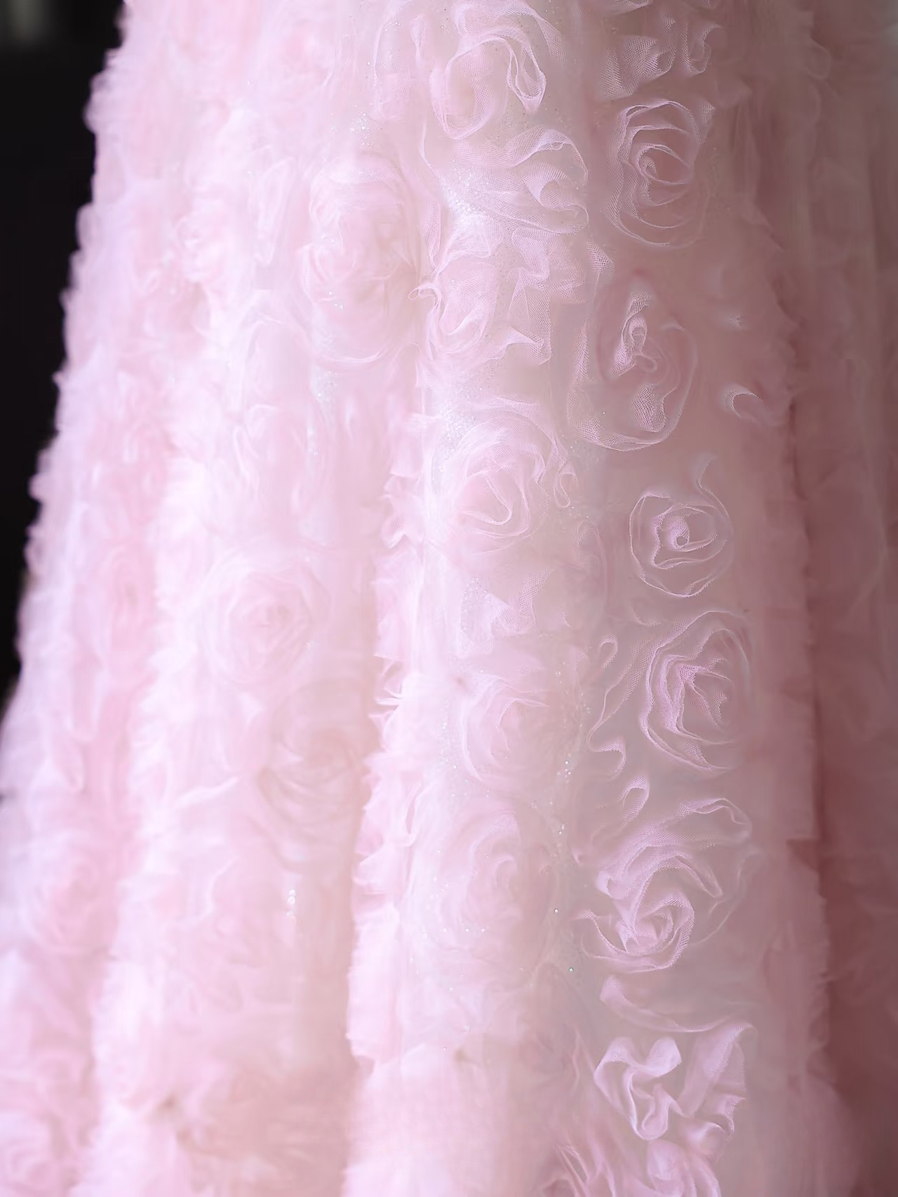 Robe de bal élégante, coupe trapèze, sans manches, en tulle rose, longueur au sol, motif floral, inspiration pour une robe de remise de diplôme, AU011