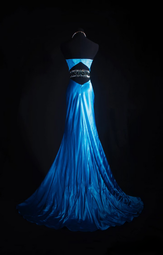 Robe de bal longue vintage sirène bleu royal dos nu en satin, inspiration années 90, référence AU013