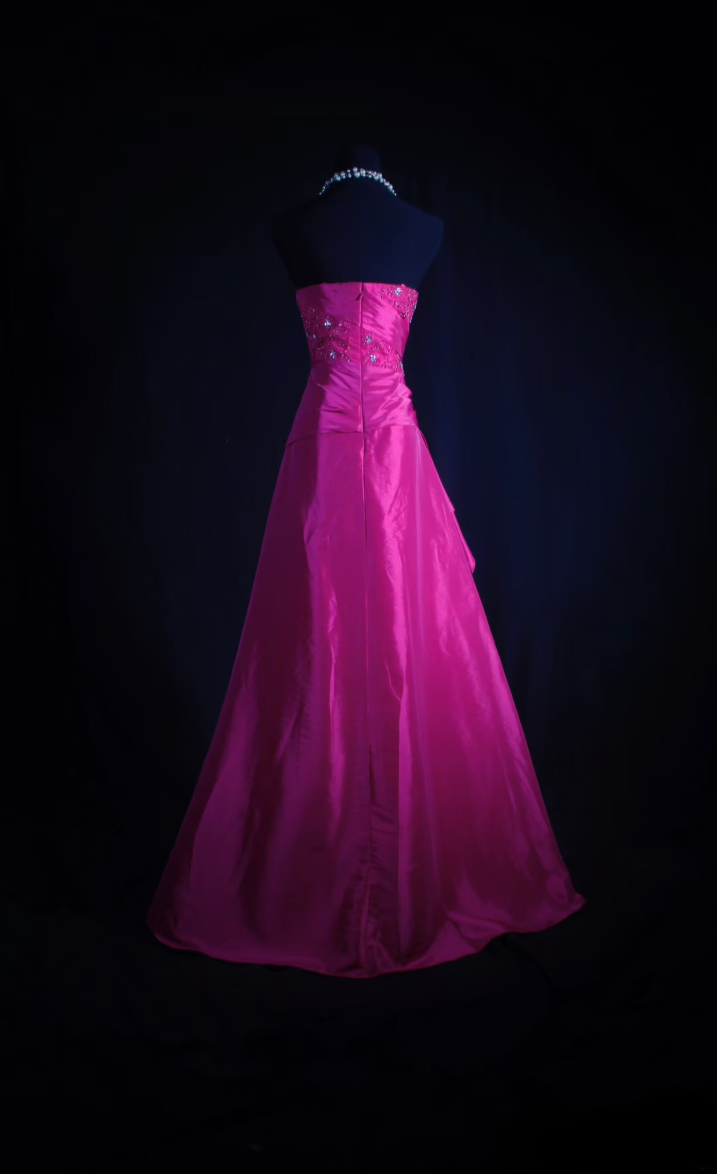 Robe de bal rétro bustier en satin fuchsia ornée de dentelle appliquée, robe de soirée longue vintage AU015