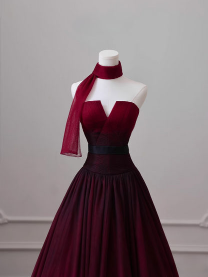 Robe de bal élégante sans bretelles, sans manches, en tulle bordeaux, longueur au sol, idées inspirantes pour une robe de bal, robe de remise de diplôme, AU016