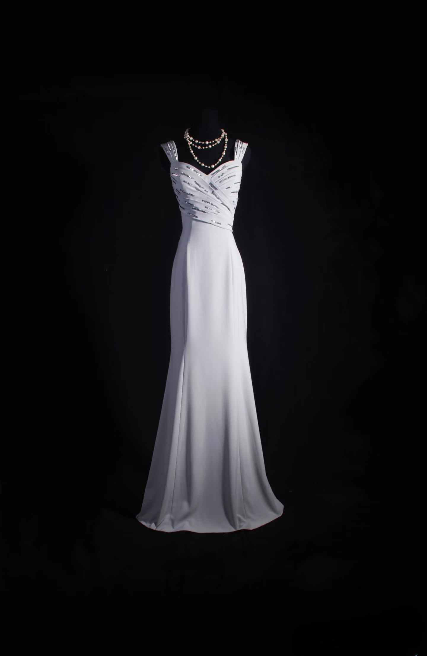 Robe de bal longue vintage sirène gris argenté, inspiration années 80, en satin, référence AU017