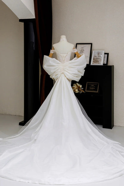 Robe de mariée sirène romantique pour femme, épaules dénudées, manches courtes en dentelle blanche et tulle avec application, traîne balayée AU022