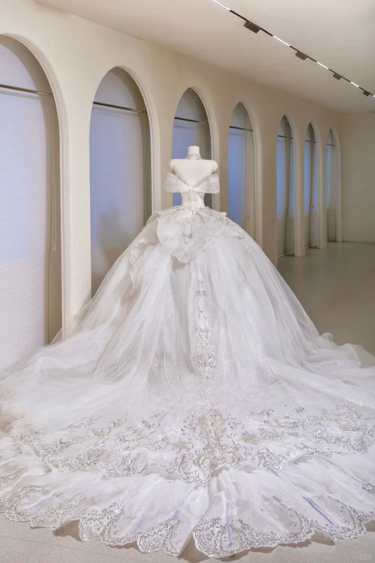 Romantic Women's Ball Gown Off The Shoulder With Appliqued Short Sleeves White Lace Tulle Sweep Train Wedding Dresses AU023